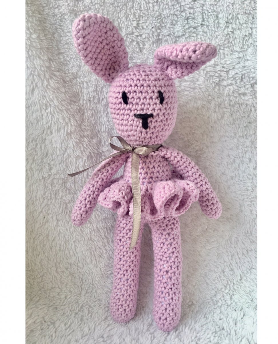 Háčkovaná zaječí slečna 