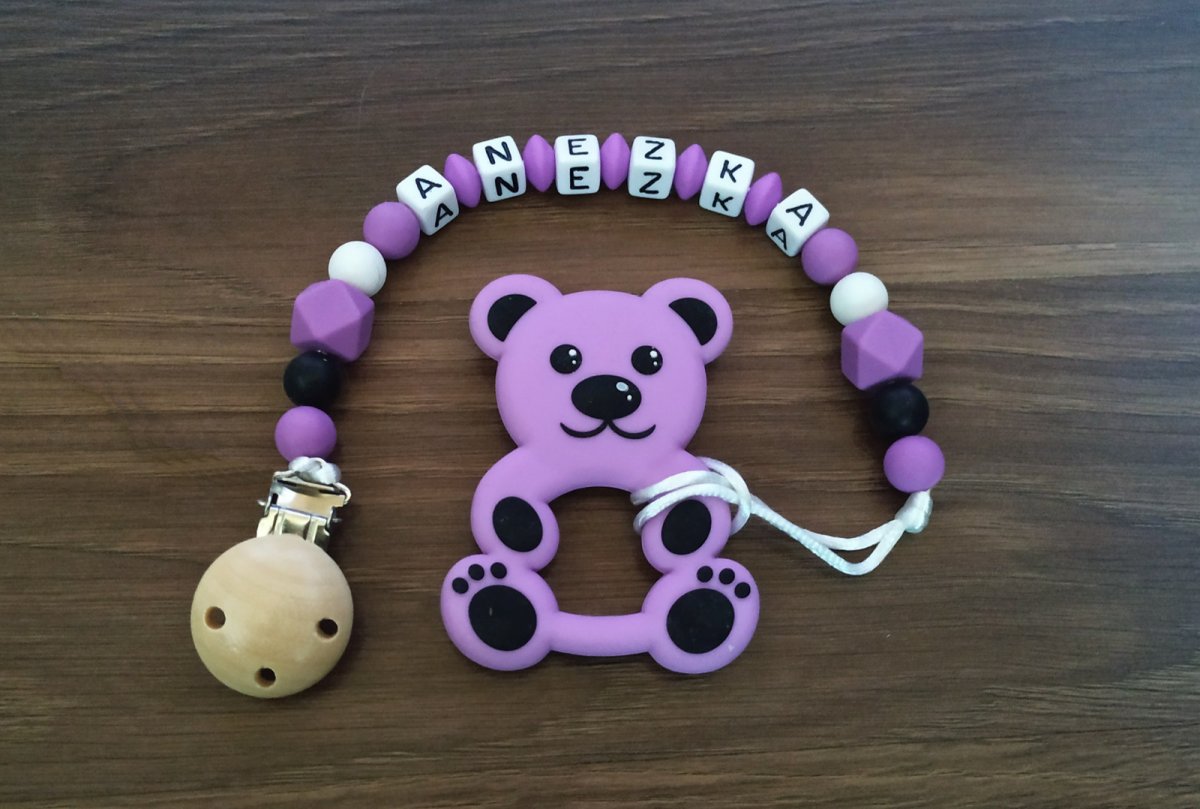 Silikonové kousátko fialové se jménem 2 v 1