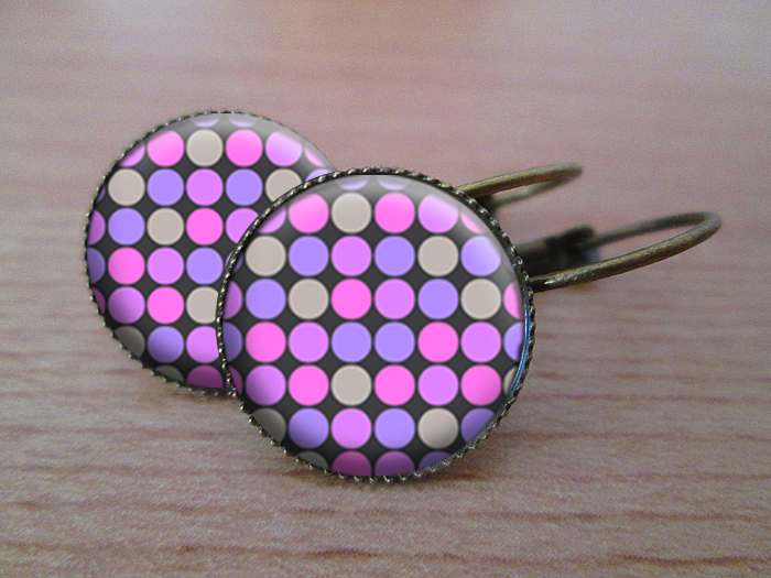 VINTAGE VISACÍ NÁUŠNICE - Růžovo-barevné puntíky