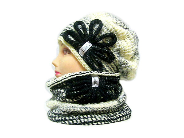 SOUPRAVA BARETKY A NÁKRČNÍKU / OMBRÉ