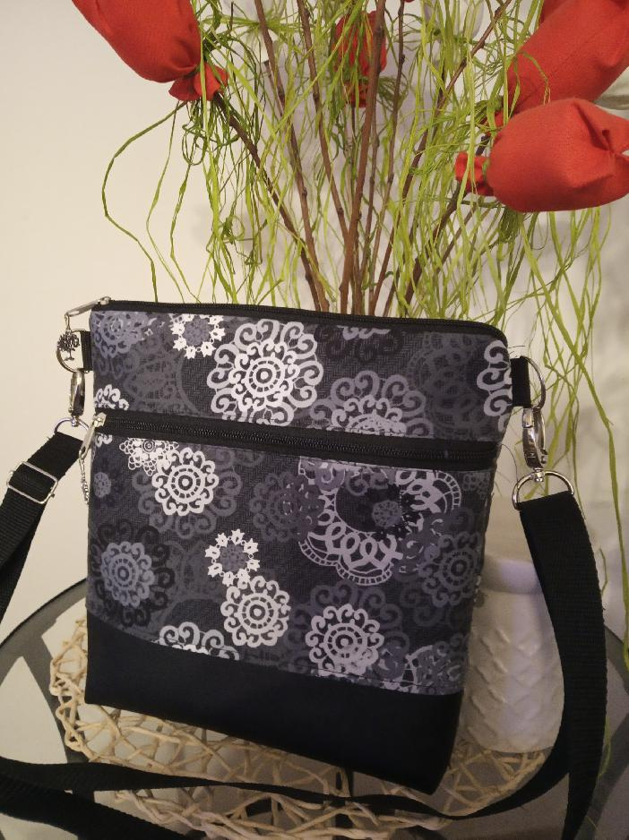 Crossbody Mandalky