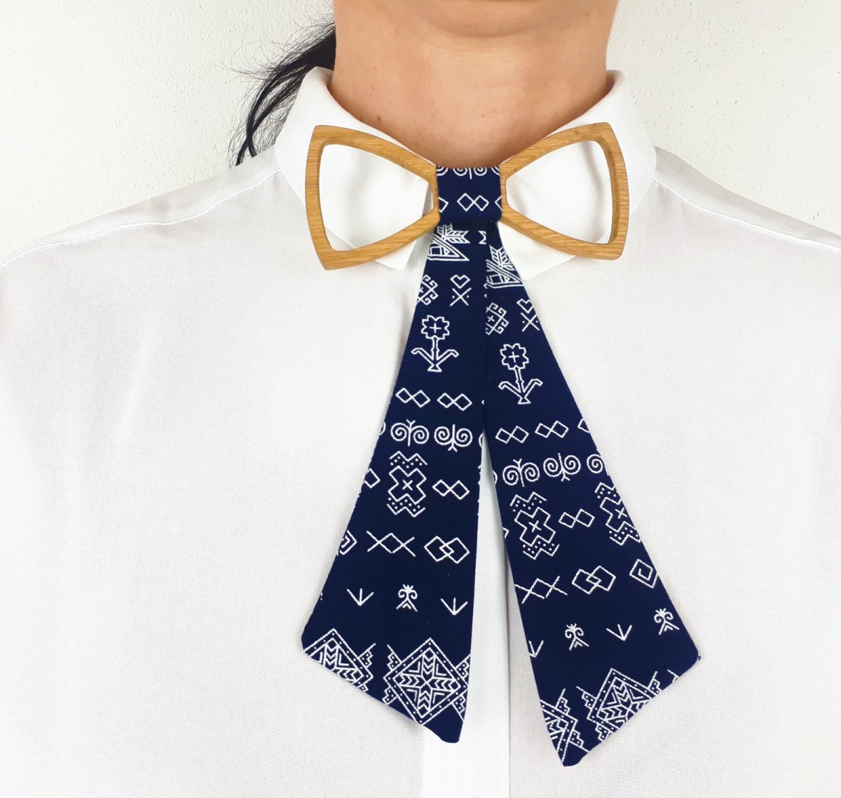 Dámský Dřevěný Motýlek Andromeda