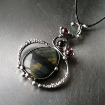 Elune  (sokolí oko + granát)