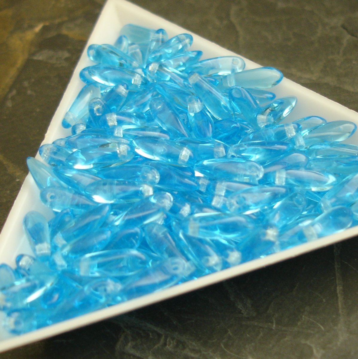 Jazýčky cca 3x11mm - modré - 30 ks