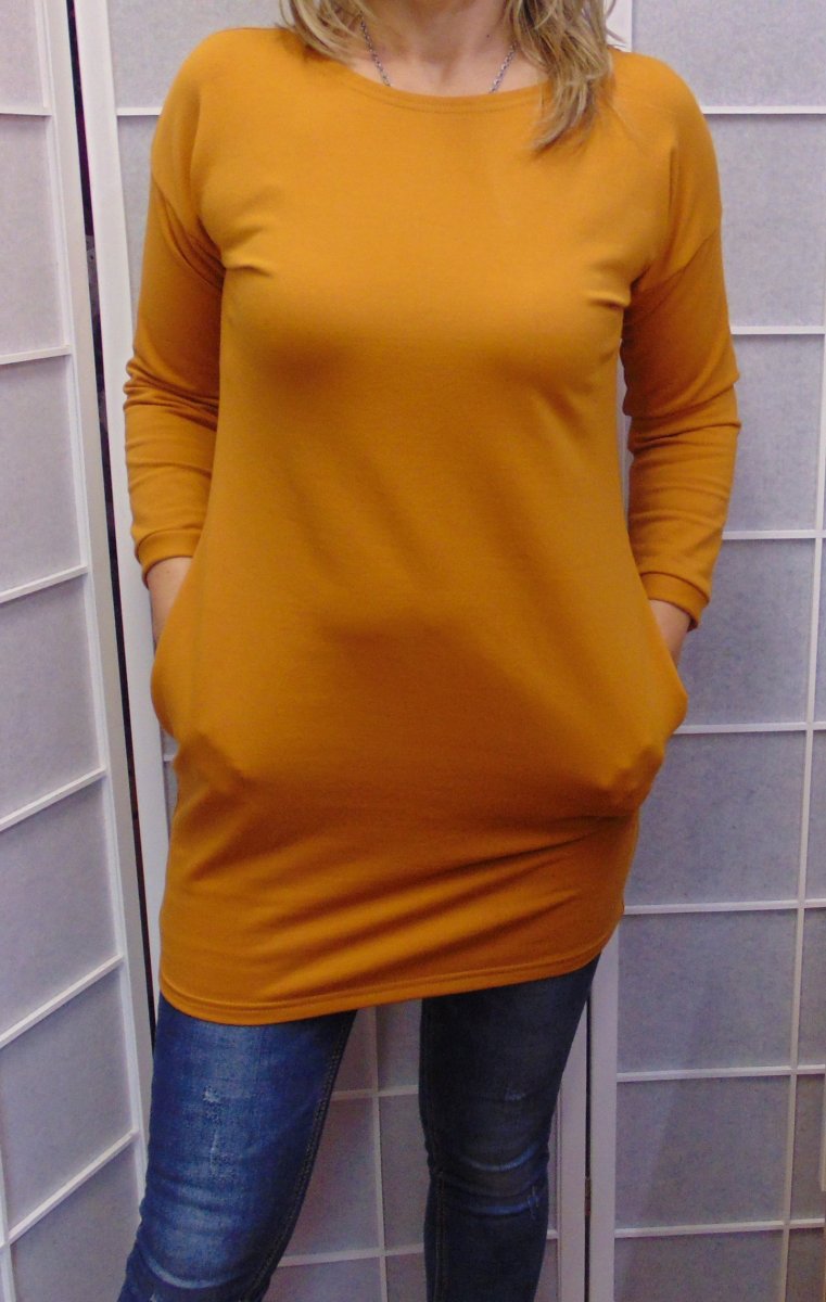 Tunika s kapsami - barva kurkuma (teplákovina)