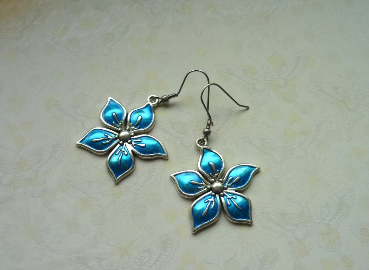 Lara, antialergické háčky