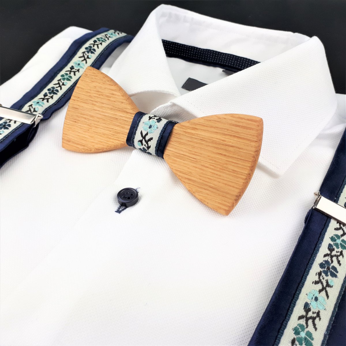 Set Dřevěný Motýlek a Folklorní Šle - modrý