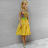 Barevné šatičky pro Barbie