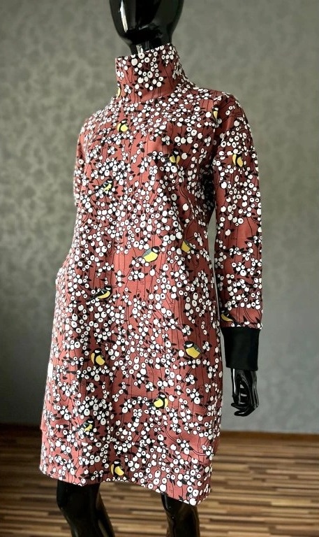 Šaty s kapsami - sýkorky