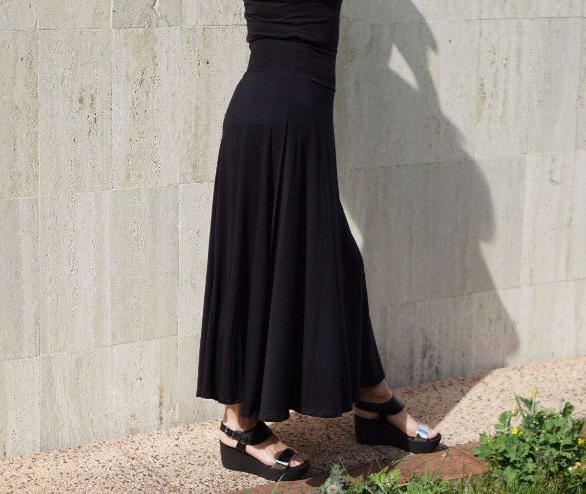 Rozšířená midi sukně