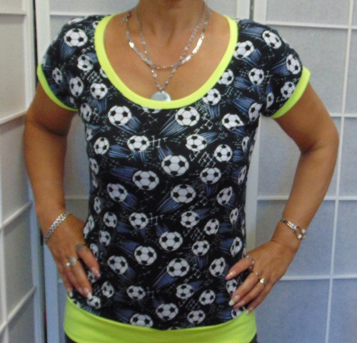 Šaty - fotbal, velikost M - REZERVACE