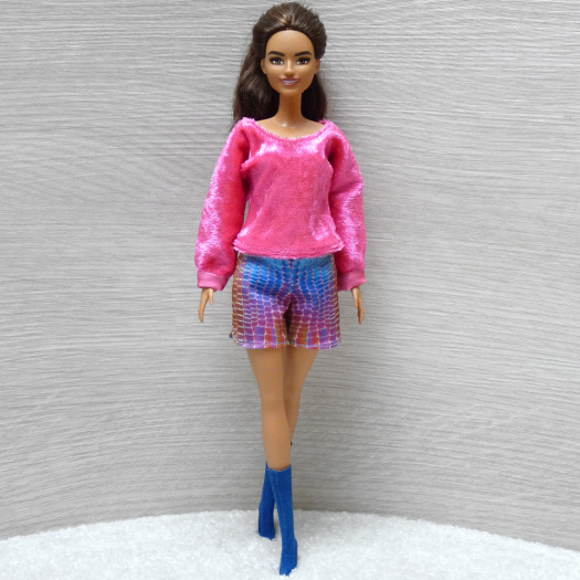 Barevné šortky pro Barbie