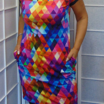Šaty s kapsami - barevné trojúhelníky (bavlna)