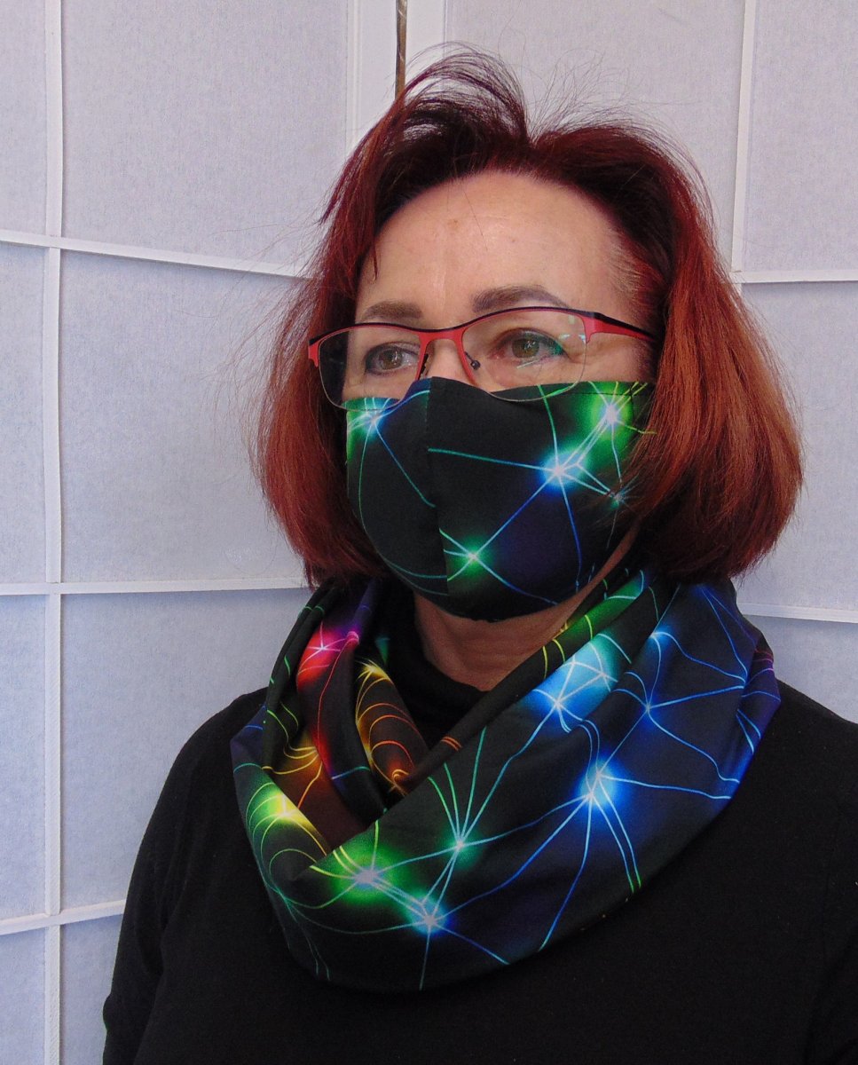 Nákrčník - v síti