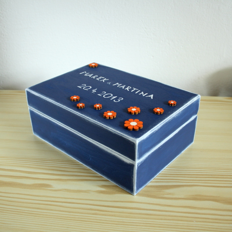 Svatební krabice na blahopřání s kvítky