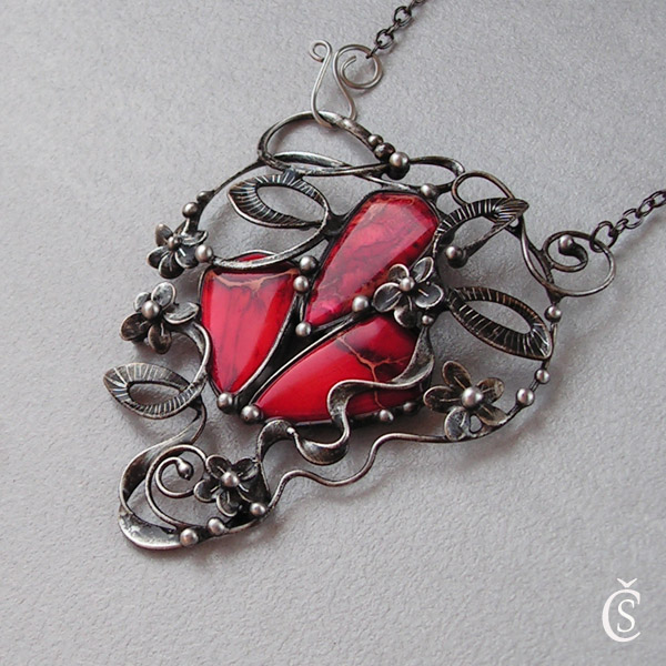 Stužkový - Variscit