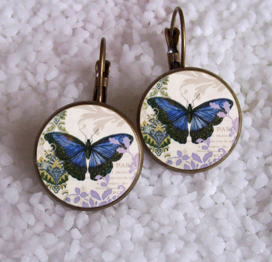 Náušnice z pryskyřice