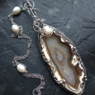 Velký achátový náhrdelník s perlami