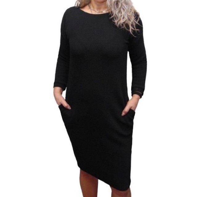 Šaty s kapsami - látka s 3D efektem - barva černá S - XXXL