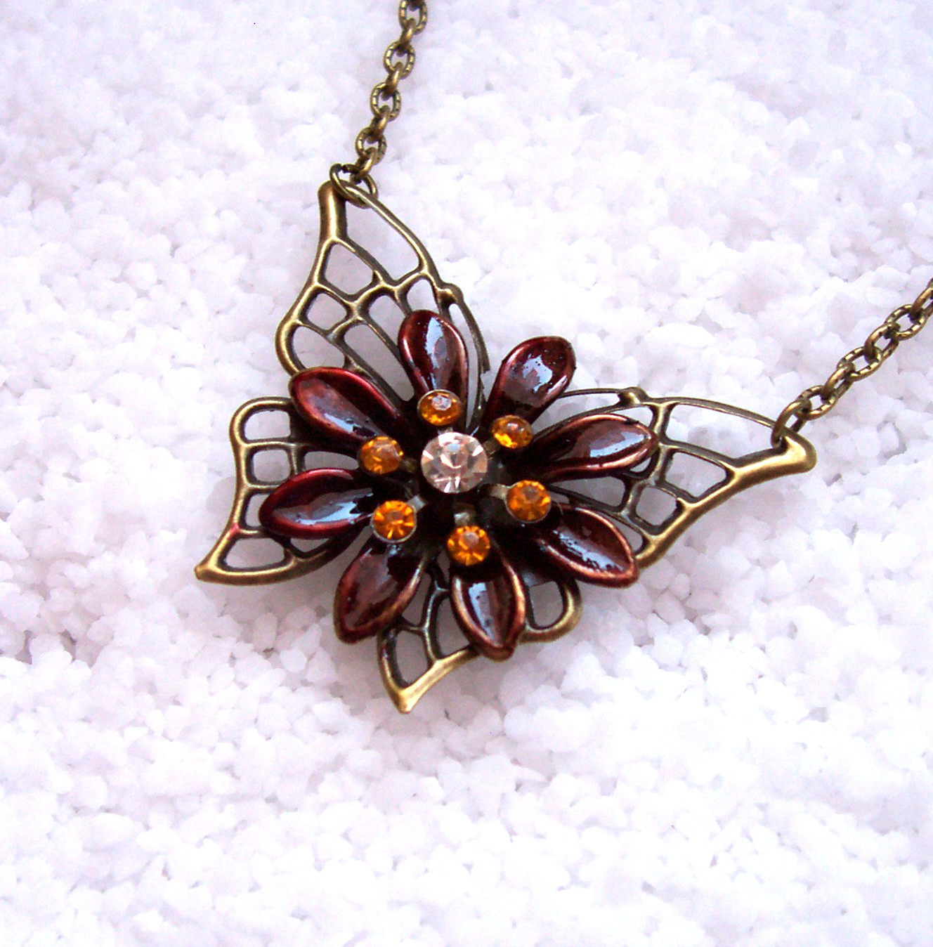 Náhrdelník s motýlem