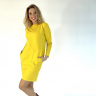 Žluté šaty s lodičkovým výstřihem