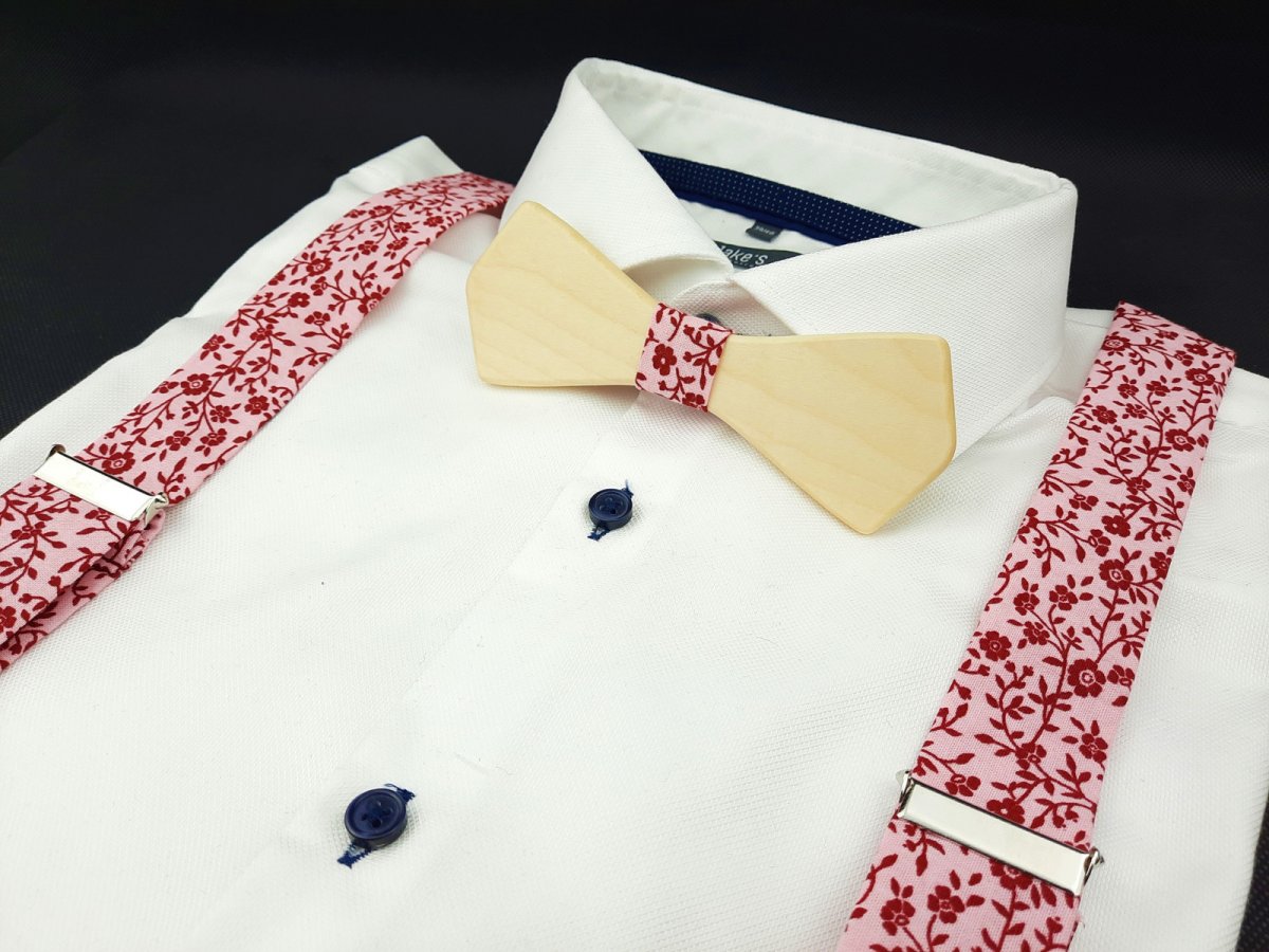 Dřevěný Motýlek a Šle Ružový Květovaný