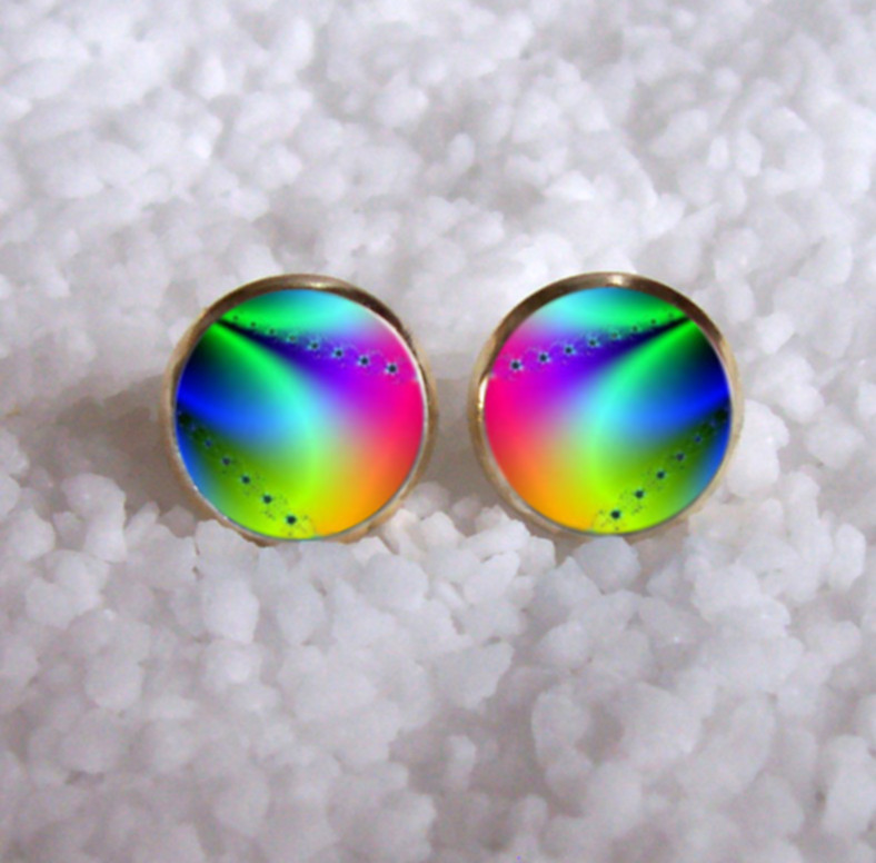 Náušnice z pryskyřice