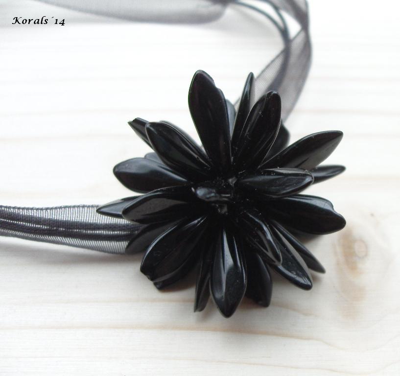 1269 Náhrdelník "Mořský ježek" černý 