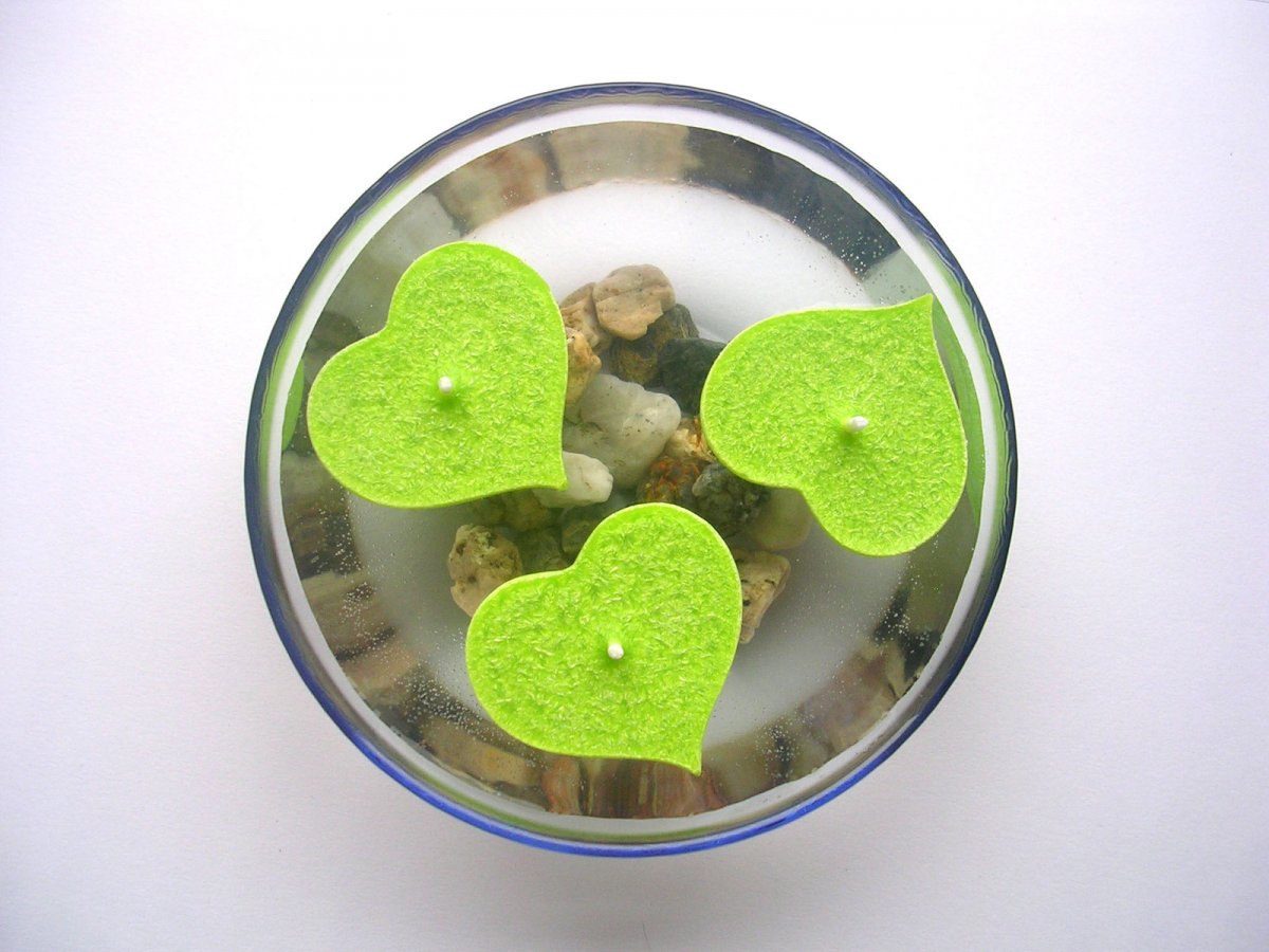 Plovoucí svíčky - srdíčko (zelenožlutá)