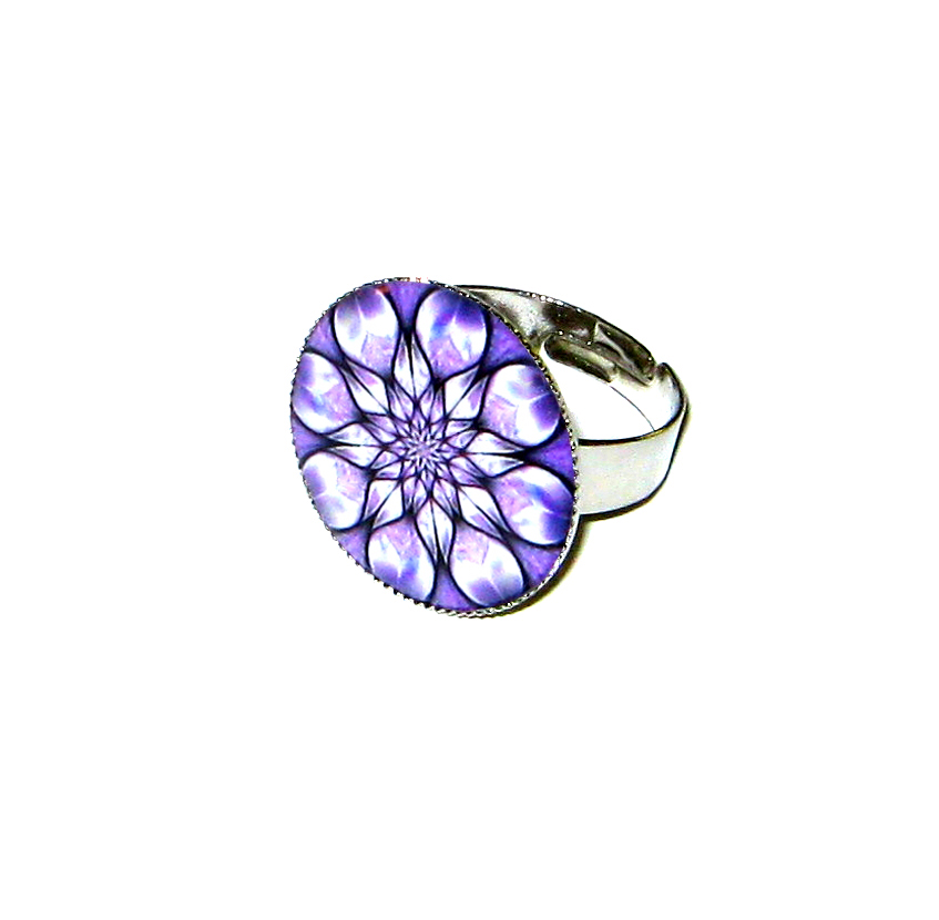 Prstýnek...Fialová mandala moudra a rovnováhy.