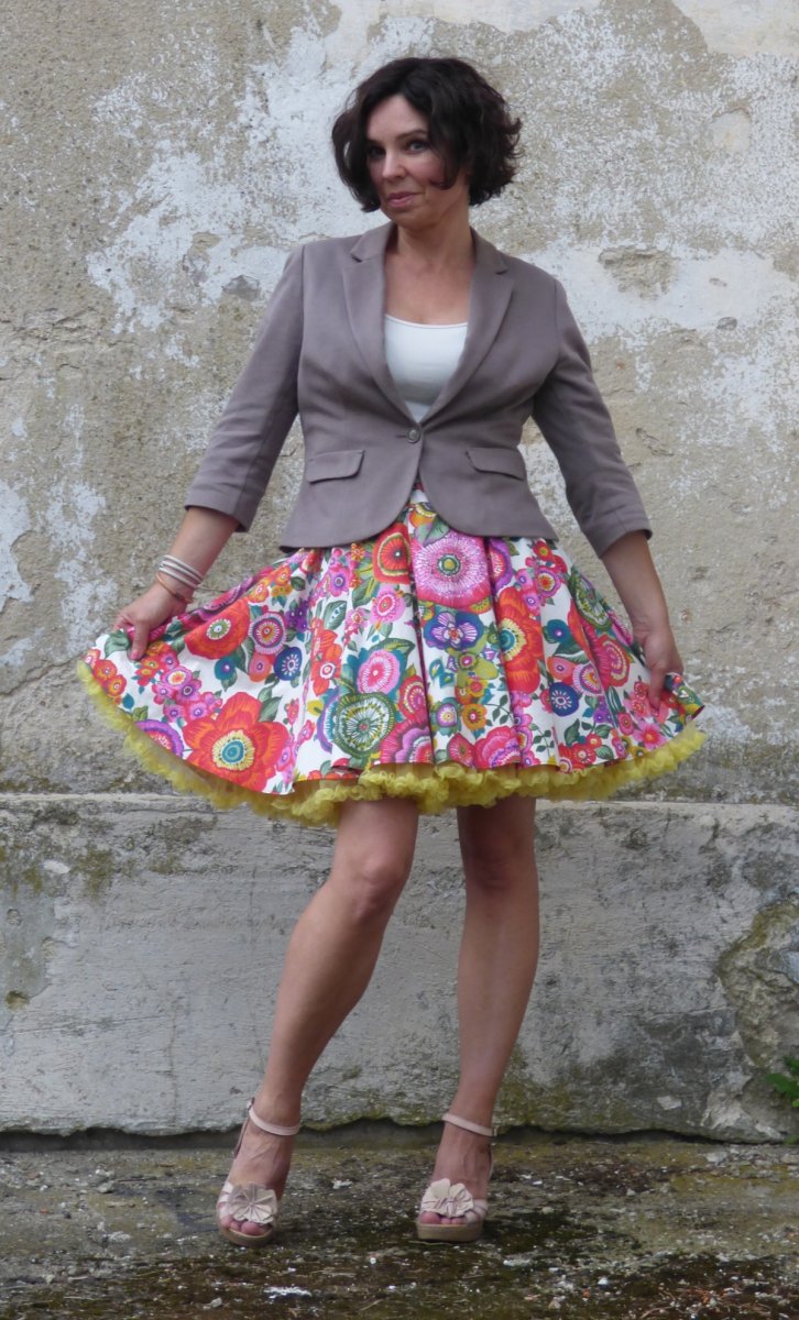 FuFu sukně květovaná1 se žlutou spodničkou