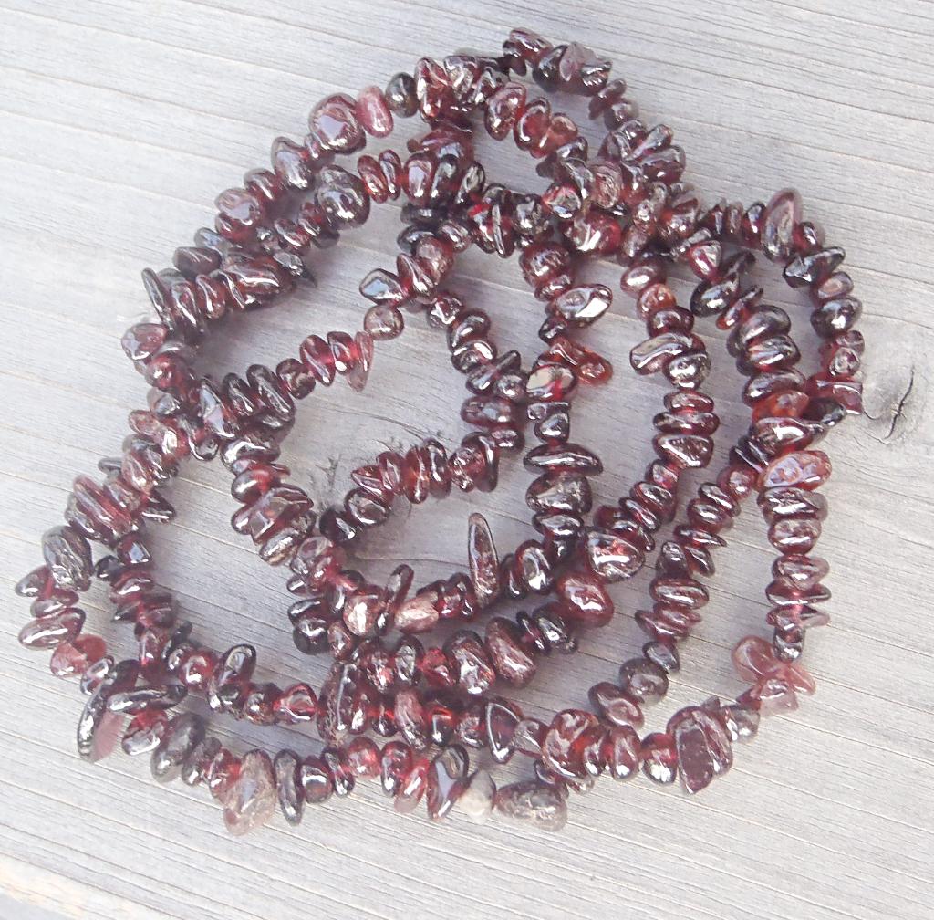 granát zlomky návlek