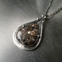 Náhrdelník Primary  (turitella)