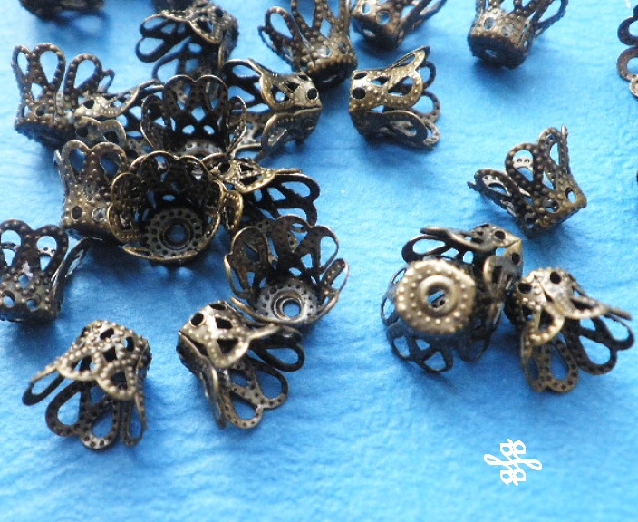 Kaplík kelímek - 30 ks