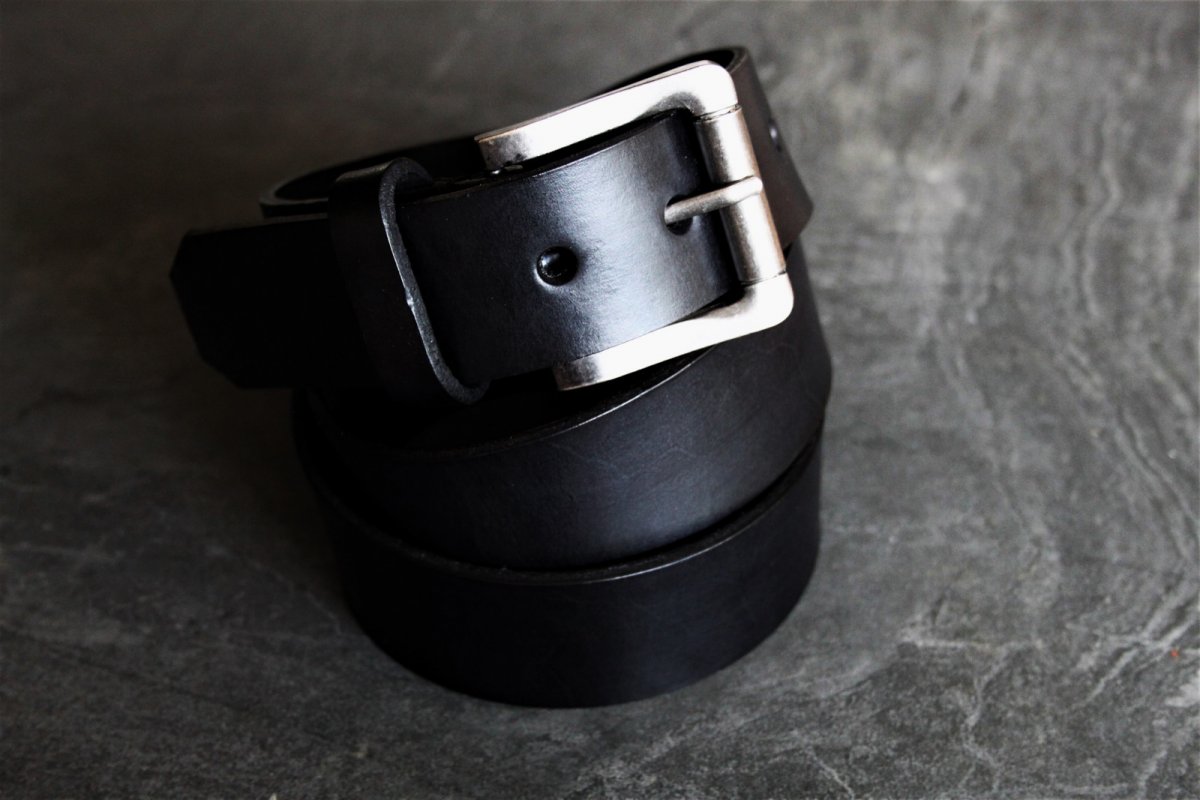 Kožený opasek (více barev)