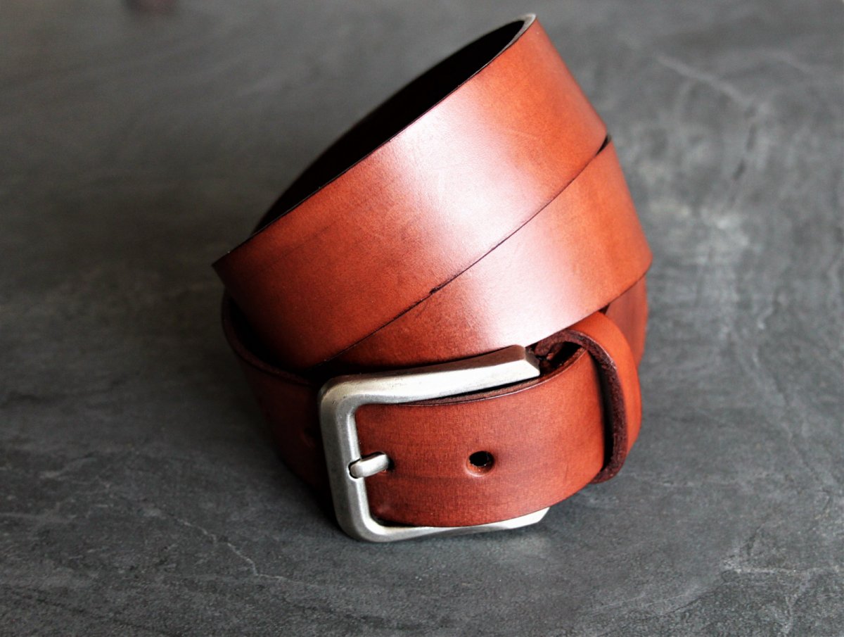 Kožený opasek (více barev)