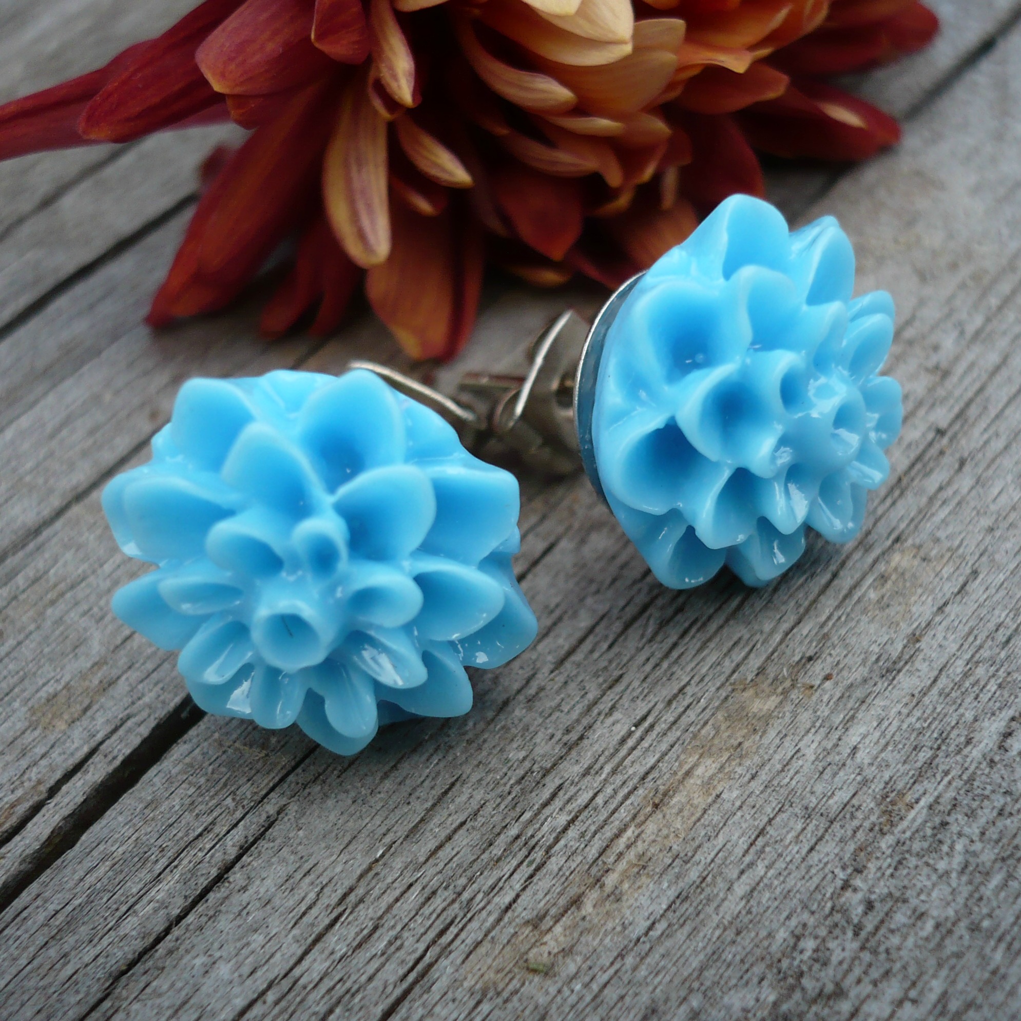 Světle modré růžičky 