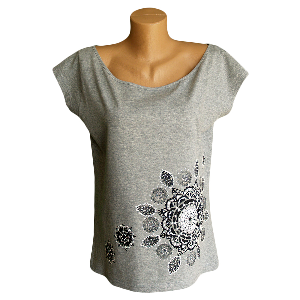 Dámské světle šedé tričko černobílé