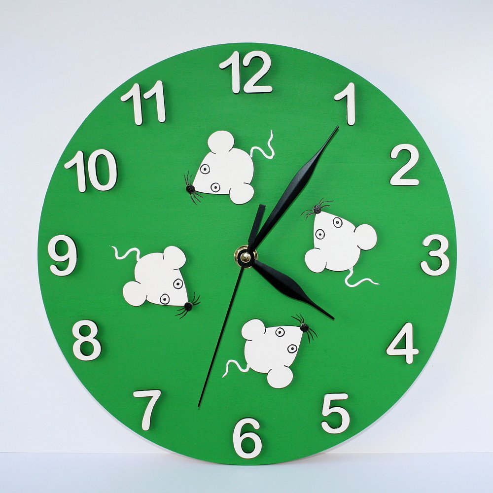 Hodiny s myškami - barva na přání