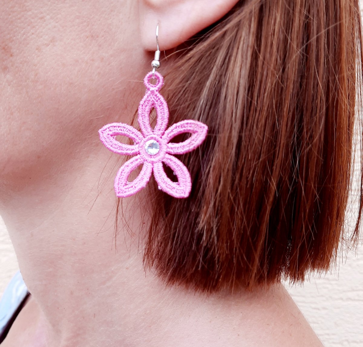 Dámske Vyšívané Krajkové Náušnice Dara Růžové