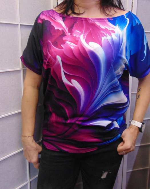 Volné tričko - barevné pírko S - XL