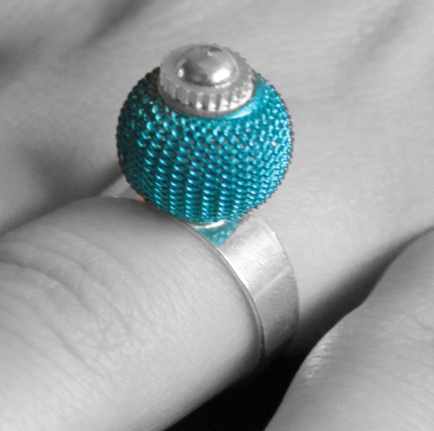 PRSTEN: Disco Balls Blue Neon