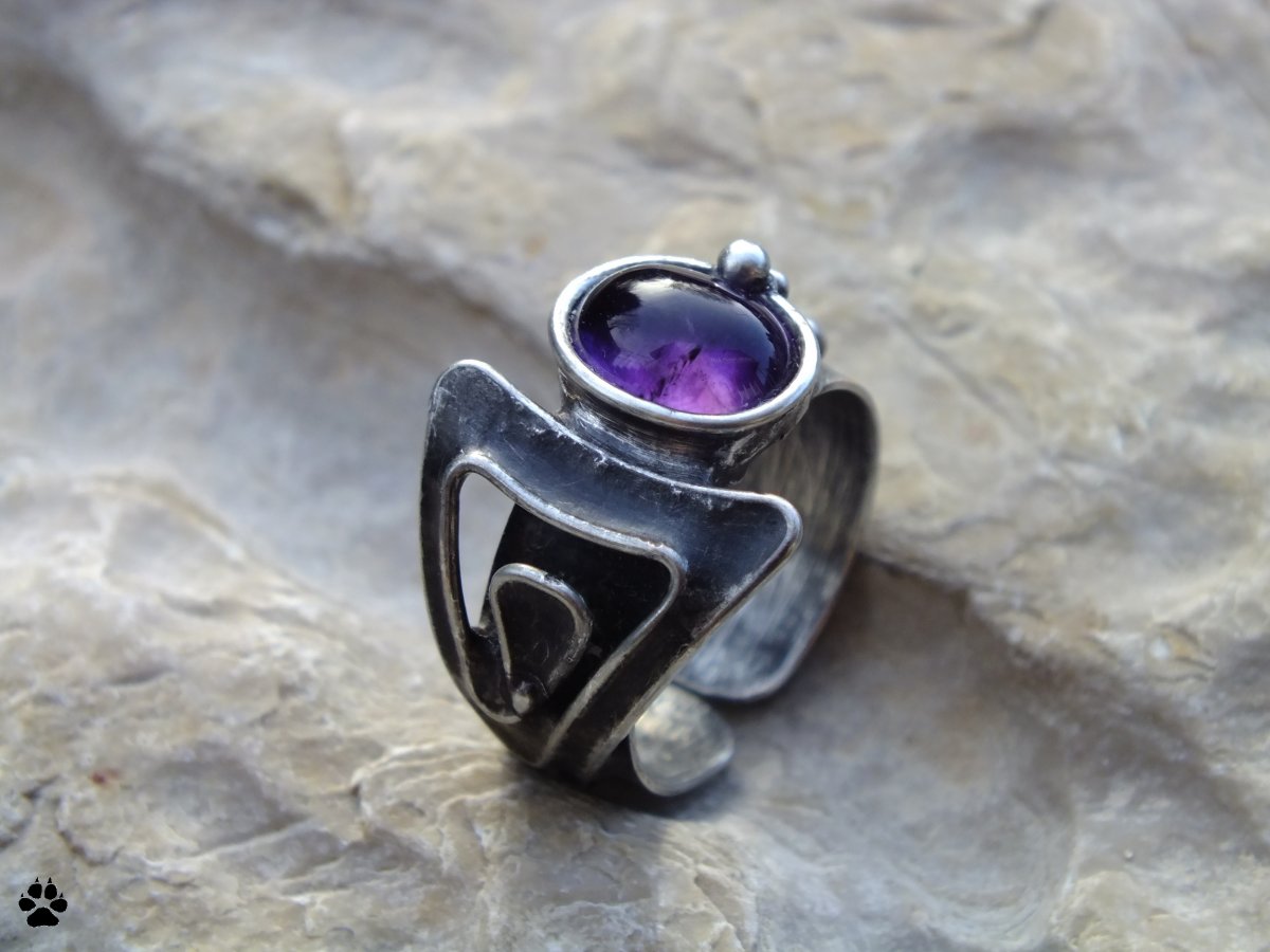 Štít - prsten s ametystem