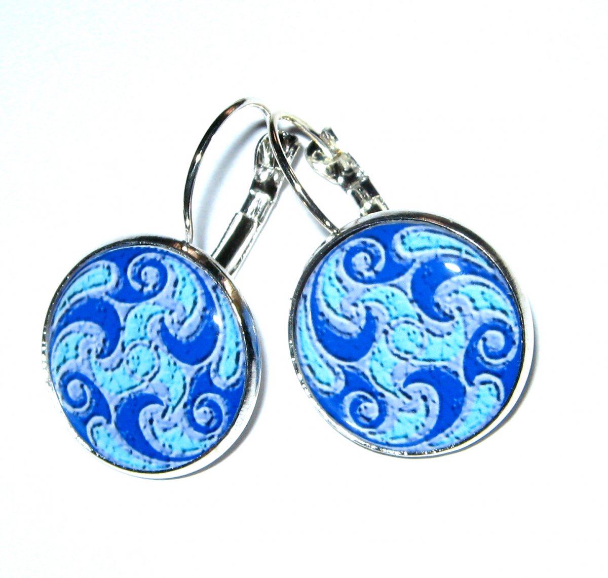 Náušnice...Pohyb a změna.