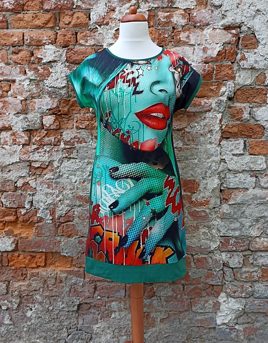 Šaty - graffiti, velikost L - MAXI SLEVA:)