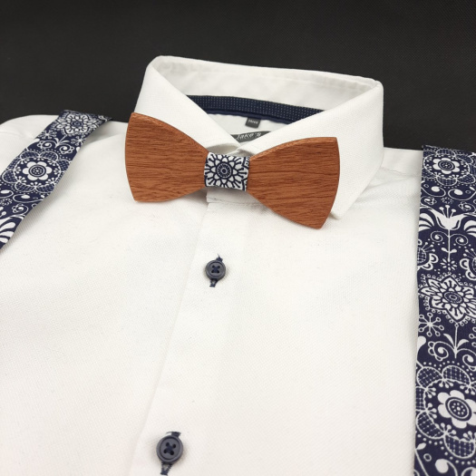 Modrobílý Folklorní Set Dřevěný Motýlek a Šle