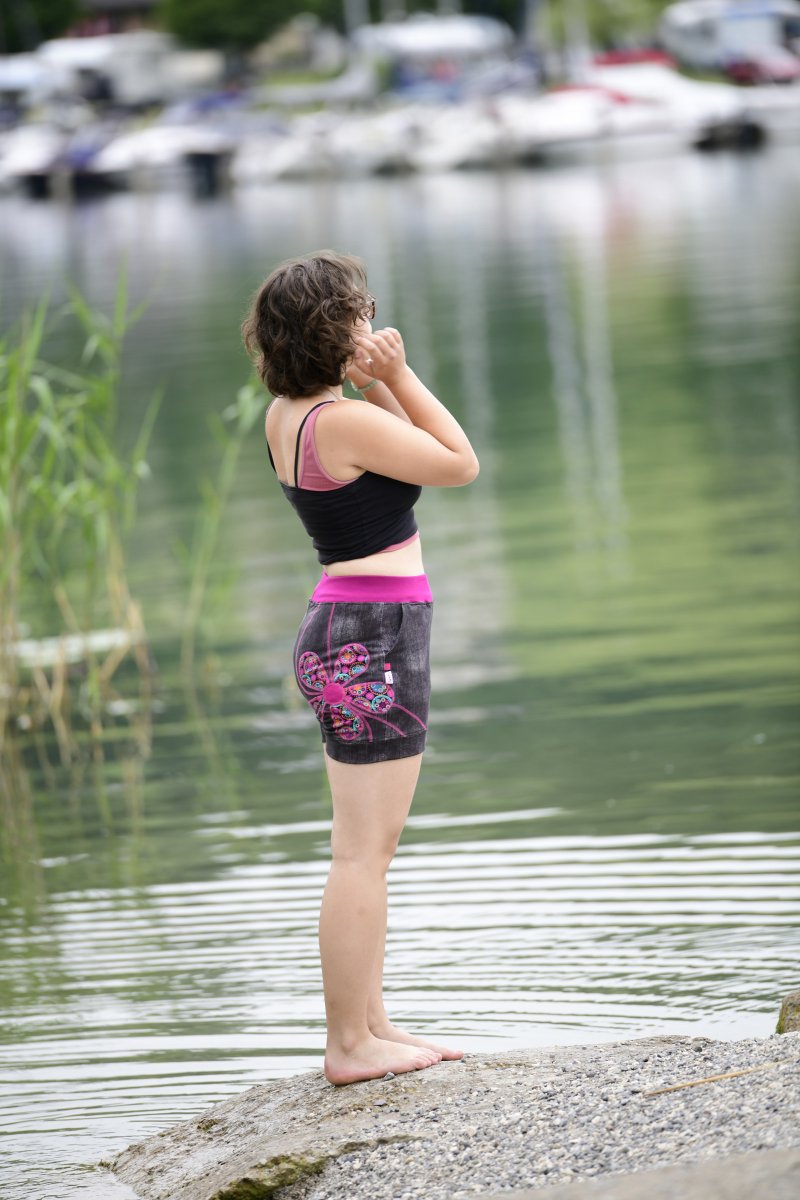 Kraťásky rozkvetlé....