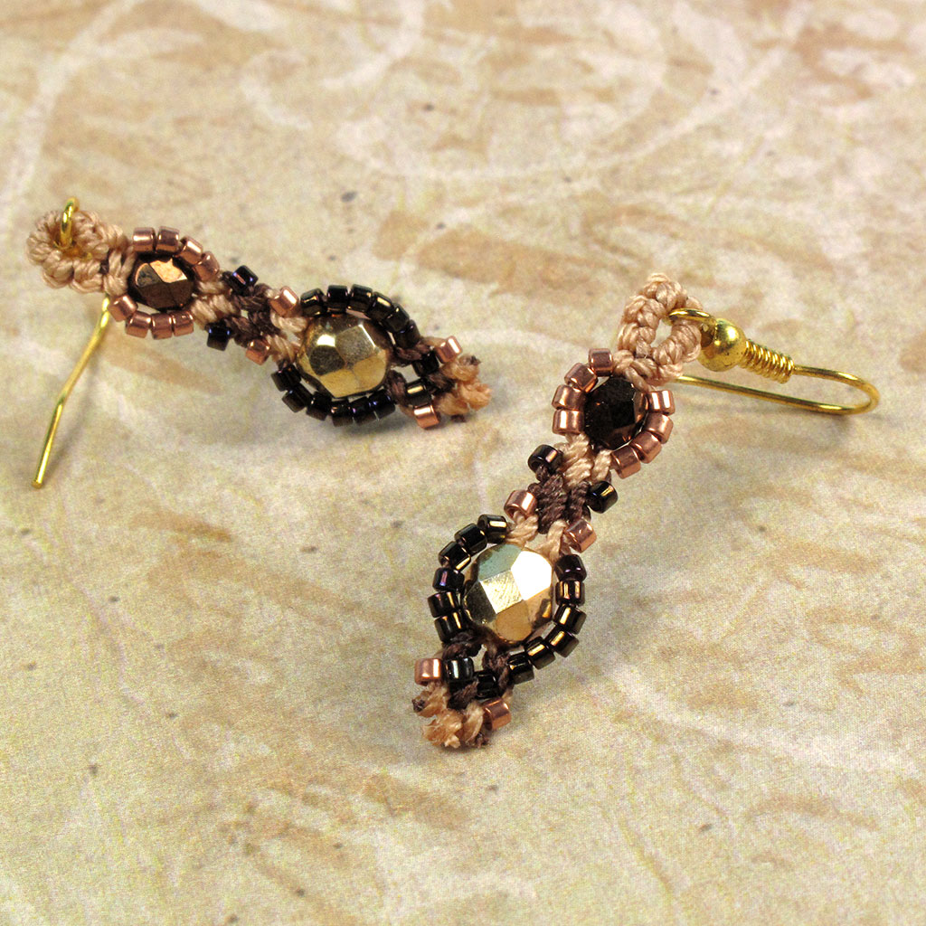 Macramé náušnice Blanička bronzové (č. 1453)