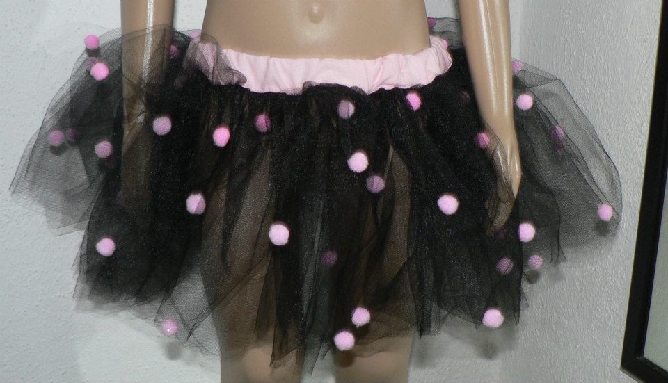 tutu tylová sukýnka  s bambulky