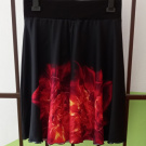 Půlkolová sukně - oheň (umělé hedvábí)